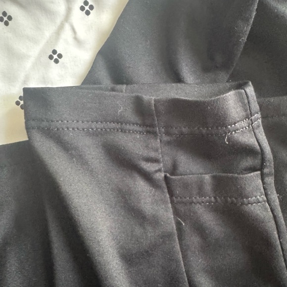 Nike Black Long Sleeve Athletic Quarter-Zip Top with White Swoosh - Picture 4 of 7